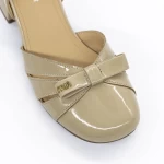 Sandalen auf einer dicken Sohle 30071 Pfirsich | Advancer