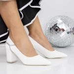 Schuhe auf einer dicken Sohle 3xkk72 Weiß | Mei