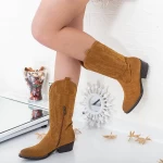 Frauenstiefel und hellbraun Mei