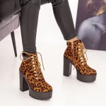 Kurze High Heels und XKK266 Leopard Mei