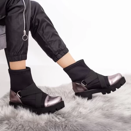 E503 Black-Gunmetal-Stiefel Existieren