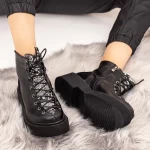 E502 schwarze Stiefel Existieren