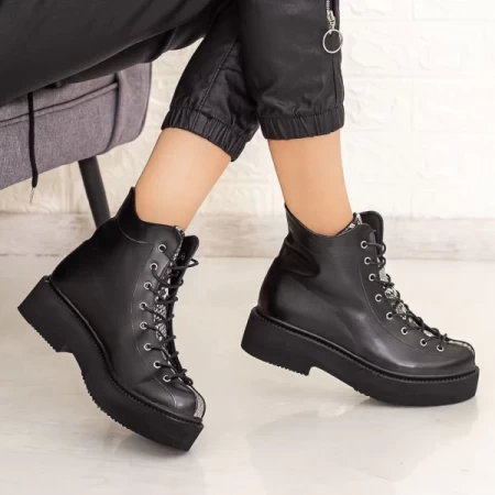 E508 Schwarze Stiefel Existieren