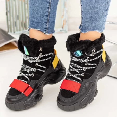 Schwarze Stiefel Mei