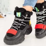 Schwarze Stiefel Mei