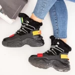 Schwarze Stiefel Mei
