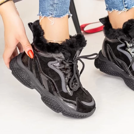 Schwarze Stiefel schwarz | Mei