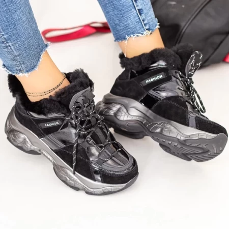 Schwarze Stiefel schwarz | Mei