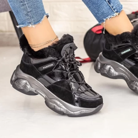 Schwarze Stiefel schwarz | Mei