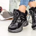 Schwarze Stiefel schwarz | Mei