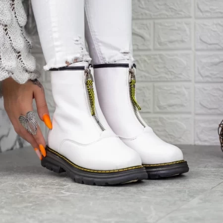WLGH22 Weiße Stiefel Mei