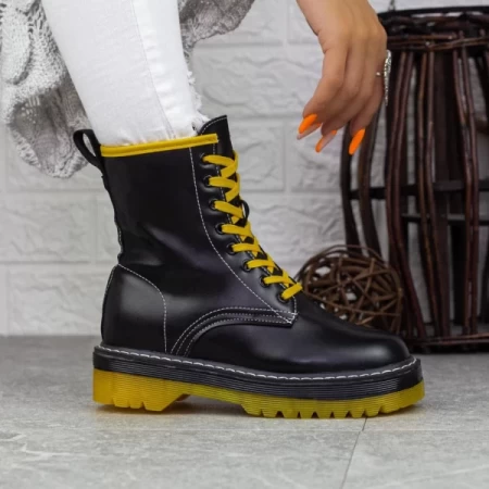 NX120 Black-Yellow Stiefel Mei