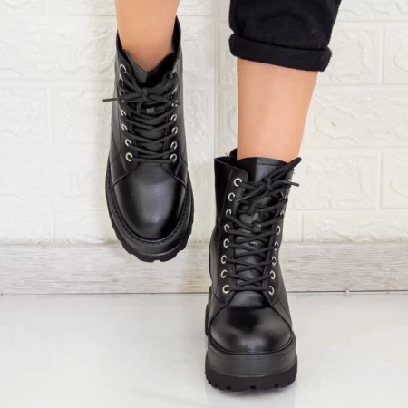 SJN360 Stiefel schwarz Mei