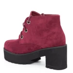 FD22 rote Stiefel Mei