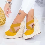 Sandalen auf der LE213 -Plattform Gelb Mei