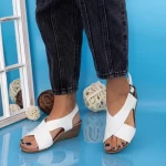 Sandalen auf der GH1929 -Plattform weiß | Mei