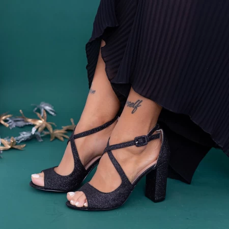 Sandalen mit dicken Absätzen xd83c schwarz | Mei