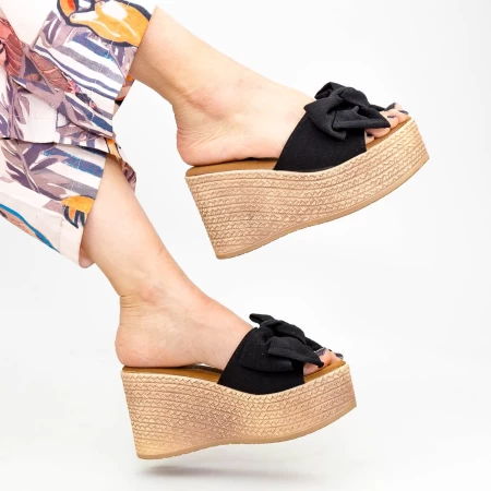 Hausschuhe auf der WS117 -Plattform Black | Mei