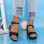Sandalen auf der Plattform GH1933 Schwarz | Mei