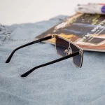 Sonnenbrille für Frauen 2020-35 C2 Schwarz | 2020