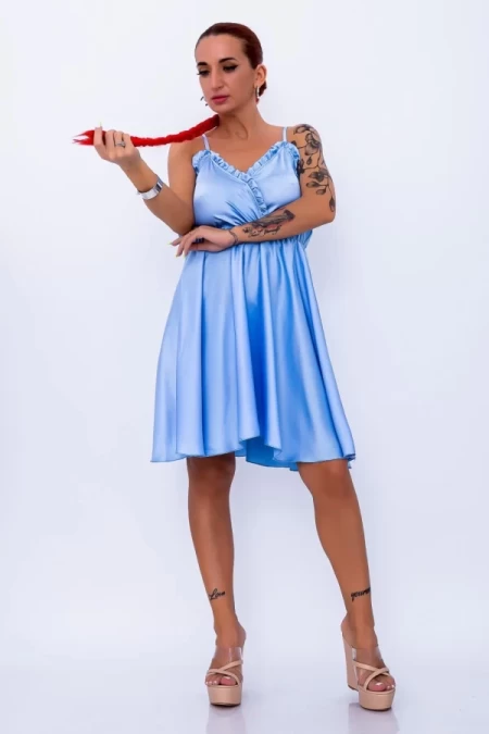 Frauenkleid 756 Hellblau Mode