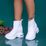 Sportschuhe auf der weißen Plattform MX302 Mei