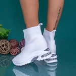 Sportschuhe auf der weißen Plattform MX302 Mei