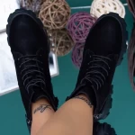 Schwarze MX320A -Stiefel Mei