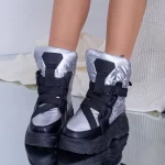 YKQ253 Silberstiefel Mei