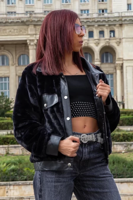Frauenjacke 21-20 Schwarz Mode